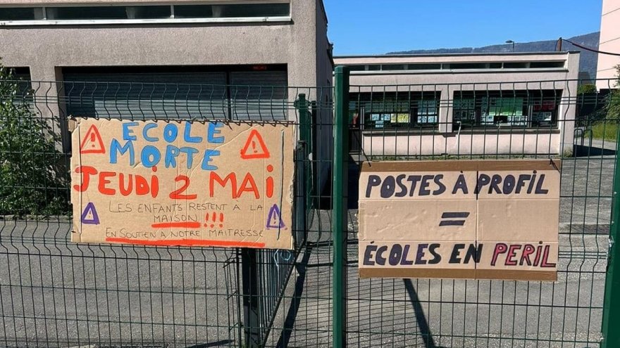 Chambéry. Les parents d'élèves rejoignent la mobilisation en soutien à une enseignante 