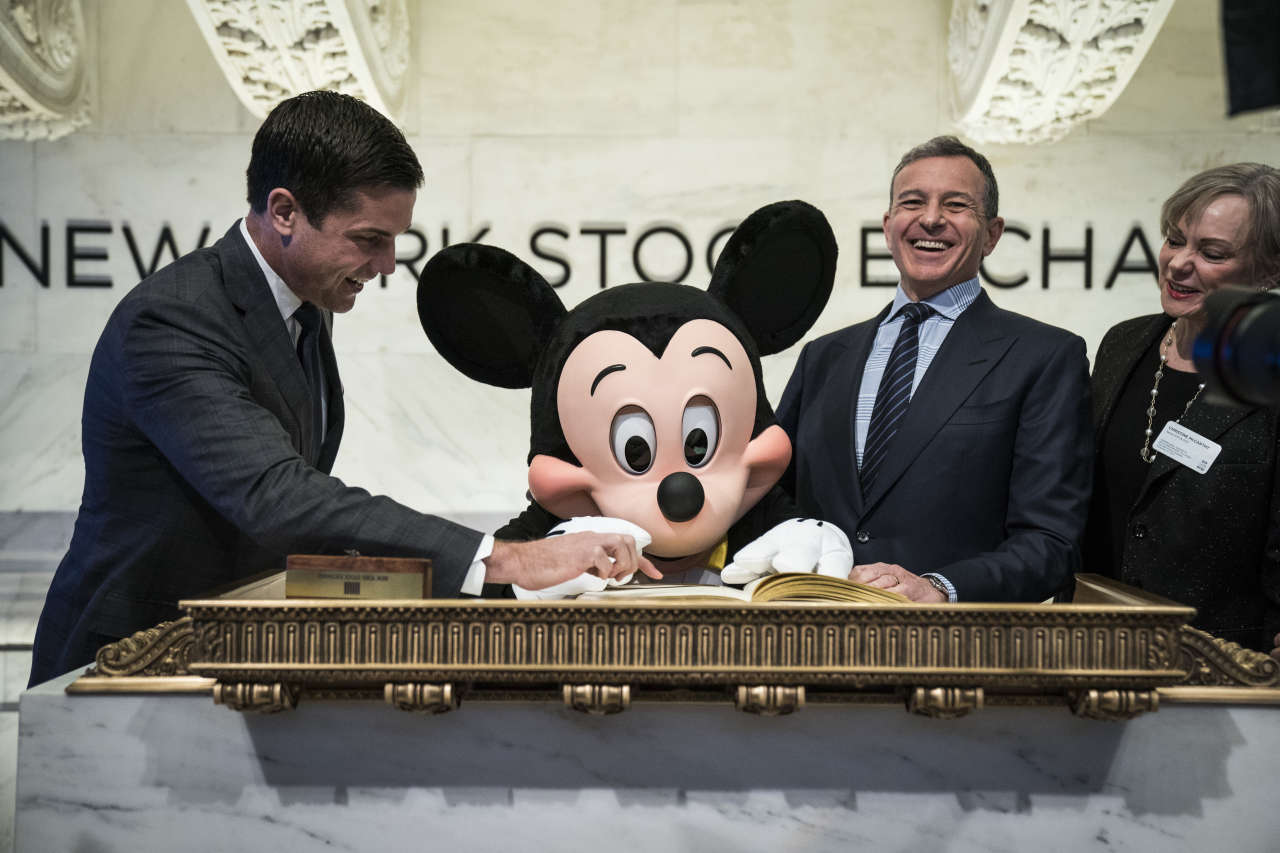 7000 postes supprimés par Disney qui a réalisé 1,3 milliard de profits sur la fin de l'année