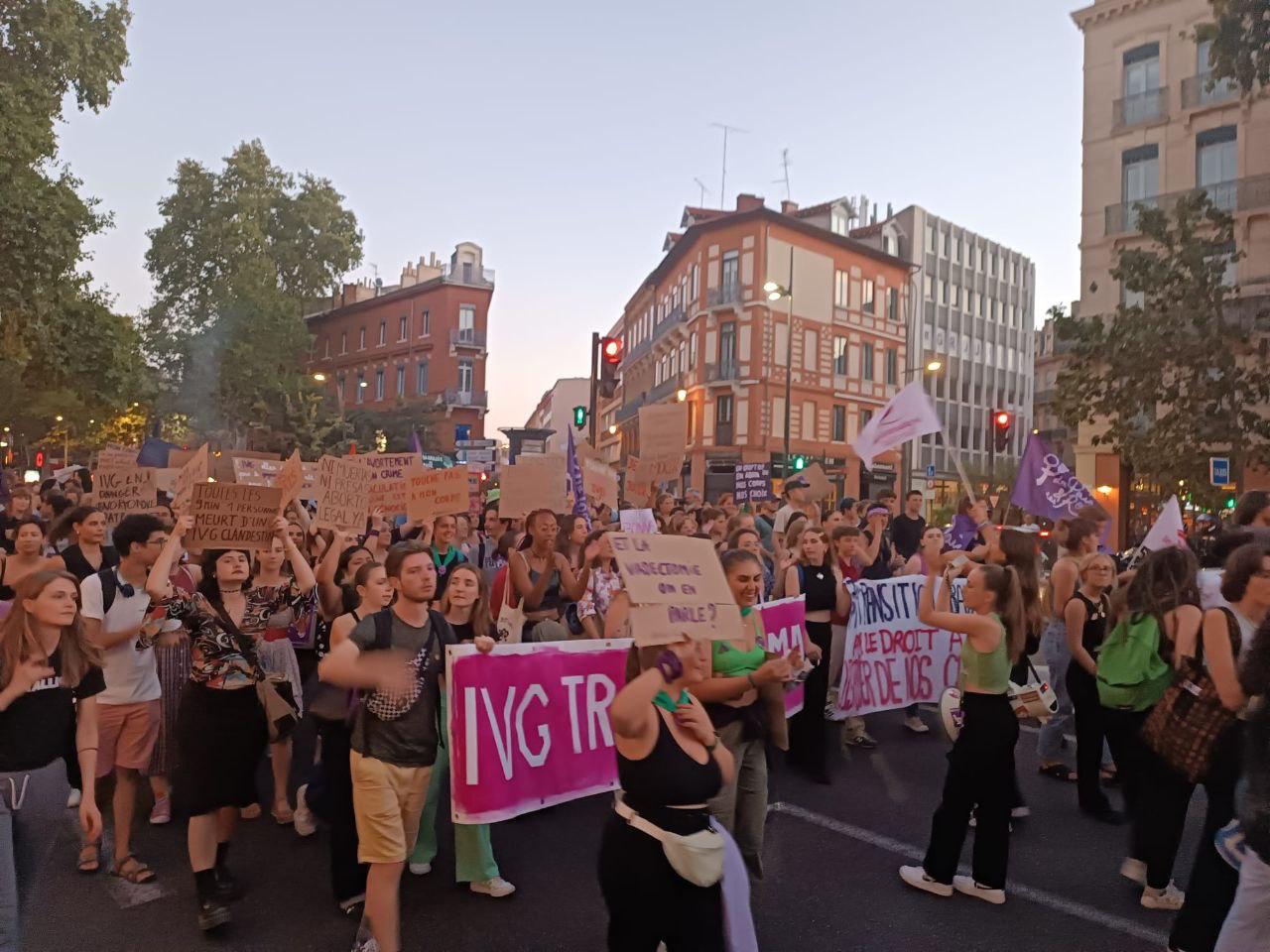 28 septembre : DPDR mobilisé en France pour nos droits reproductifs et les droits trans !