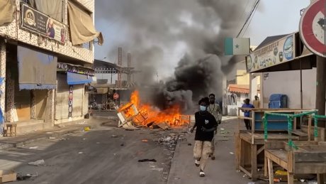Sénégal. Un lycéen de 19 ans tué en manifestation, la mobilisation se poursuit contre Macky Sall