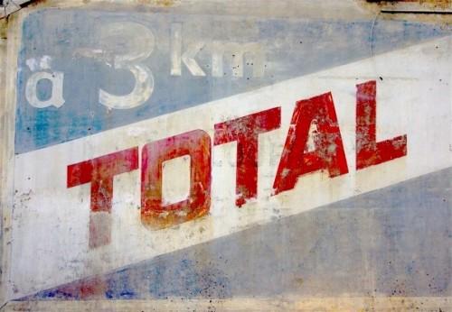 Total, un pilier historique de l'impérialisme français