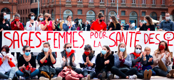« On va craquer » : à Toulouse, grève des sages-femmes pour les salaires et les conditions de travail