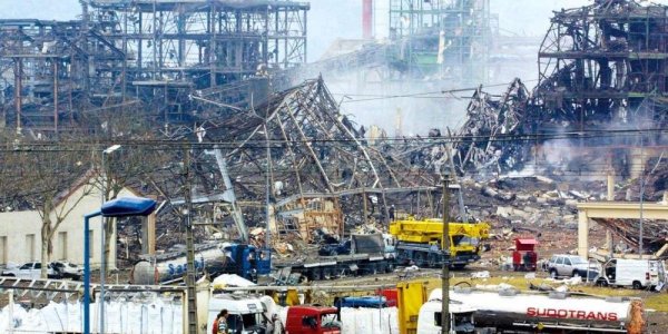 Catastrophes et risques industriels : 20 ans après l'explosion d'AZF, lutter pour tout changer