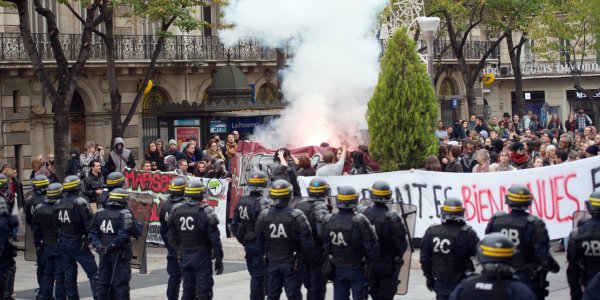 Réfugiés. A Marseille, la manifestation anti-fasciste fait barrage à l'extrême-droite