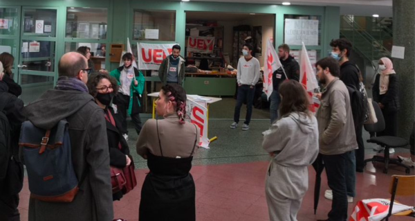 Saint-Quentin-en-Yvelines : la direction de l'université veut expulser un syndicat étudiant de son local