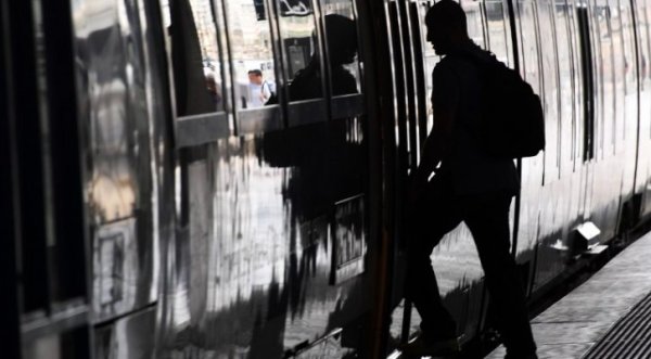 Sous-traitances, filiales : comment la SNCF fait fondre ses effectifs