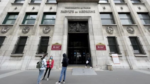 Les salariés des bibliothèques de l'Université Paris Cité en grève contre les conséquences de la fusion