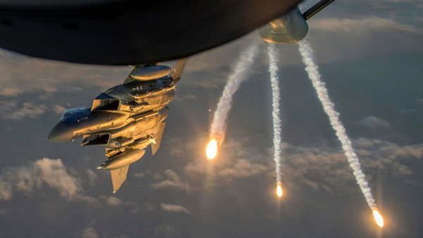 Les États-Unis continuent à bombarder impunément la Syrie et l'Irak