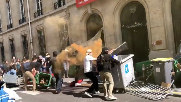 Science Po. L'extrême droite attaque des étudiants mobilisés contre le second tour Macron-Le Pen 