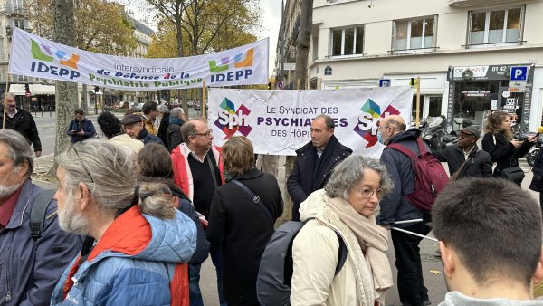 "Crise sans précédent" : grève nationale dans la psychiatrie pour des moyens et des embauches