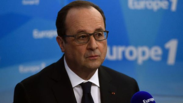 Hollande sur Europe 1. Flamby se raidit
