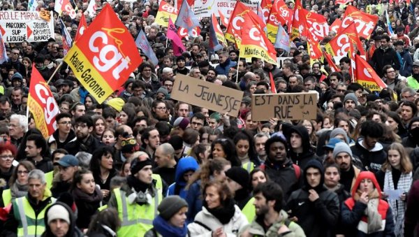 CGT, FO, FSU, Solidaires et des organisations de jeunesse appellent à une grève interpro le 5 décembre