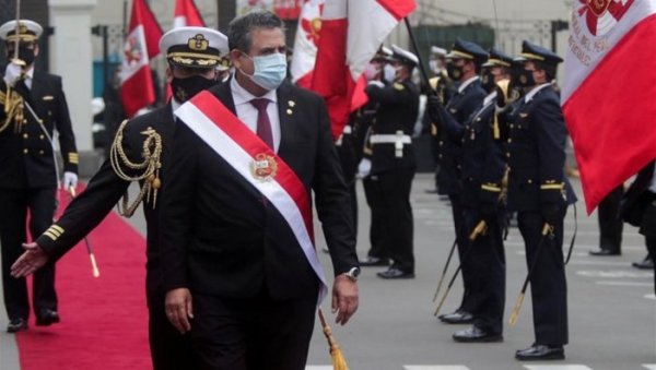 Pérou. Les mobilisations massives obligent le président par intérim à démissionner
