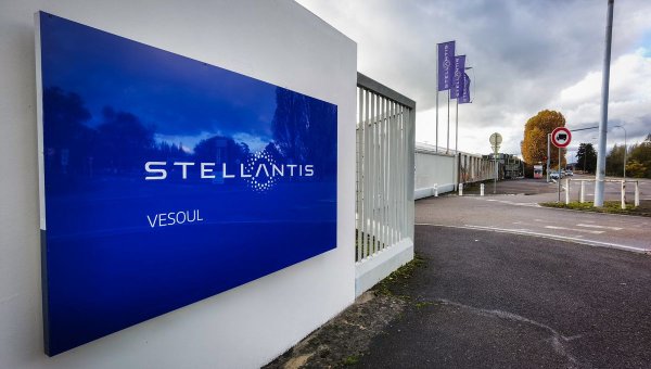 Stellantis Vesoul licencie les intérimaires et précarise les salariés de tous les pays