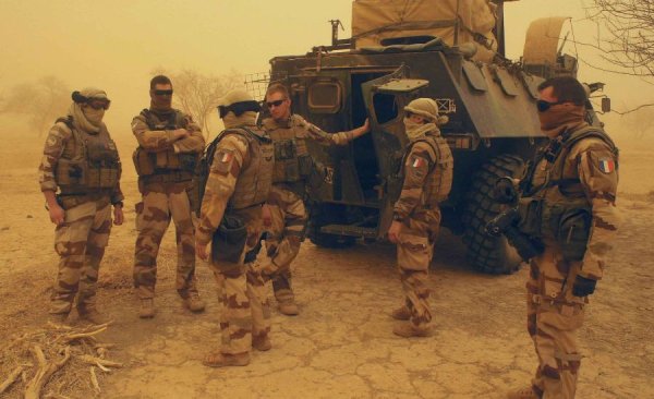 Soldats morts au Mali. Encore une fois, que fait la France au Sahel ? 