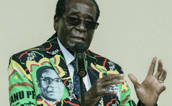 Le Zimbabwe troque un dictateur pour un autre