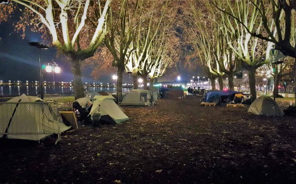 Bordeaux. La préfecture et la mairie expulsent les sans-abris : il faut réquisitionner les logements vides ! 