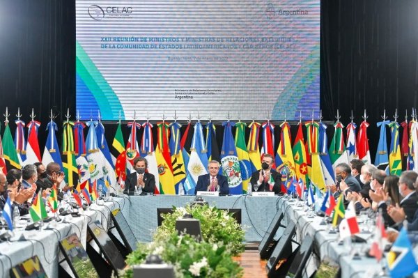 Sommet de la Celac : tensions régionales sur fond de soutien au coup institutionnel au Pérou