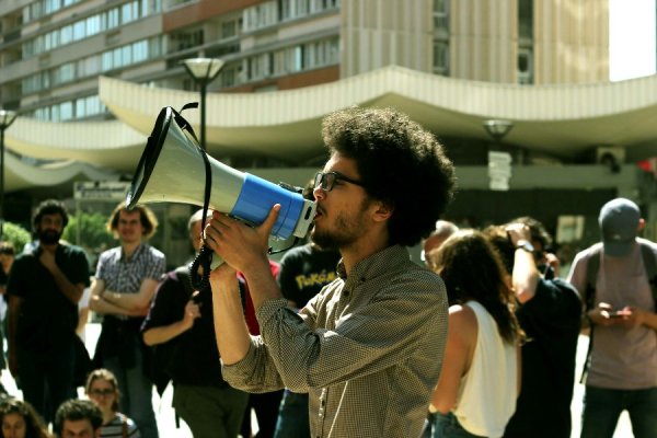Procès des étudiants de Nanterre : une centaine de personnes réunies contre la répression