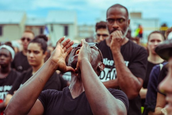 [PHOTOS] A 3 ans de la mort d'Adama Traoré, des milliers de manifestants ont exigé vérité et justice 