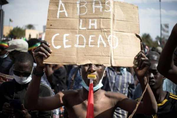 Mali. Les mobilisations massives contre la CEDEAO renforcent la junte au pouvoir