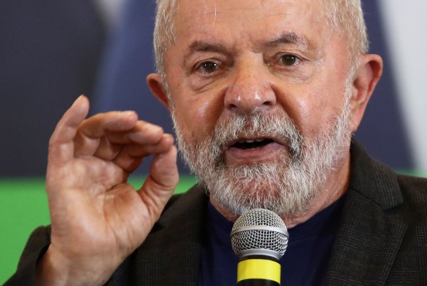 Brésil. Lula président, les espoirs et les compromissions 