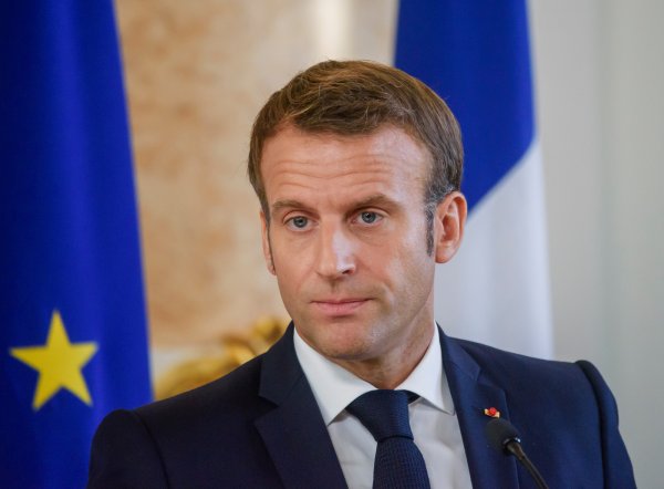 Macron prépare ses vœux pour se réconcilier avec la jeunesse