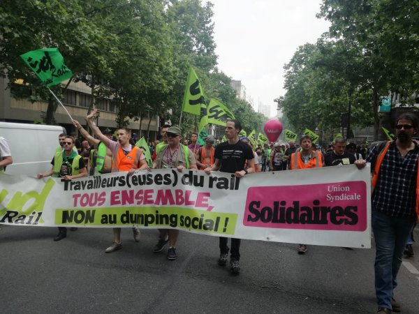 Manifestation des cheminots : "En grève contre la méthode France Telecom !"