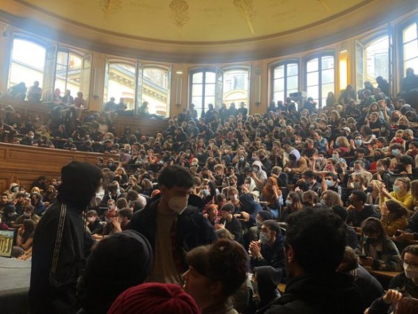 Sorbonne. Les organisations syndicales soutiennent l'occupation face à la répression administrative