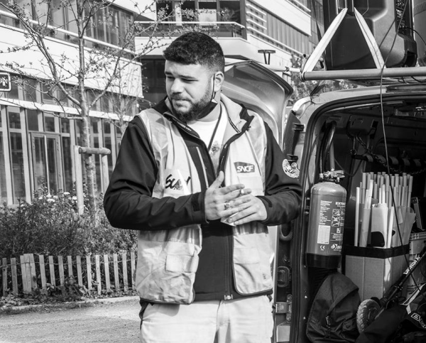 Portrait de gréviste. Kévin, ouvrier à l'infrapôle Paris Nord : « Ce qu'on demande c'est le respect et la dignité »